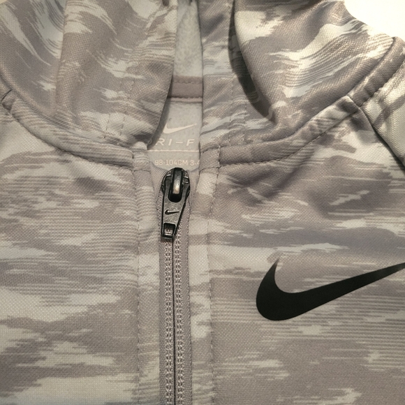 KidsNike Zip Up - Picture 4 of 4